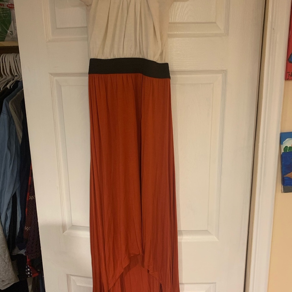 Hi low sleeveless dress